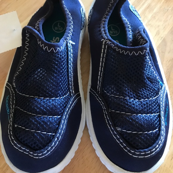 speedo kids water shoes